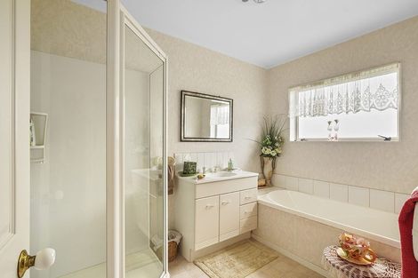 Photo of property in 14 Brymer Road, Grandview Heights, Hamilton, 3200