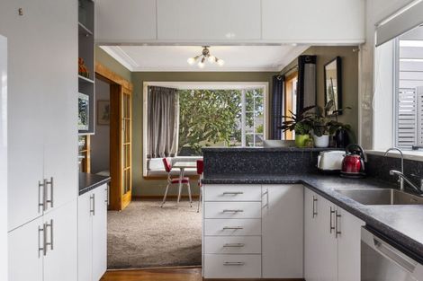 Photo of property in 7 Hursthouse Street, Vogeltown, New Plymouth, 4310