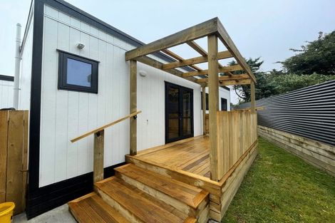 Photo of property in 15 Paritutu Road, Spotswood, New Plymouth, 4310