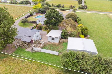 Photo of property in 82 Aerodrome Road, Dannevirke, 4972