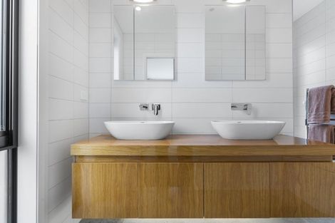 Photo of property in 38 Hawthorne Lane, Kingseat, Papakura, 2580