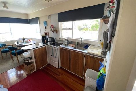 Photo of property in 176 Ngamotu Road, Spotswood, New Plymouth, 4310