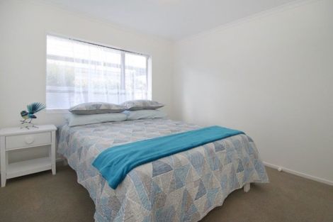 Photo of property in 8 Vintage Drive, Henderson, Auckland, 0612