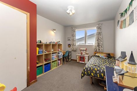 Photo of property in 13 Cutler Street, New Lynn, Auckland, 0600