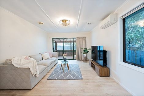 Photo of property in 12 Pomaria Road, Henderson, Auckland, 0610