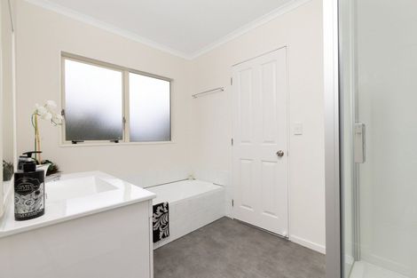 Photo of property in 34a Otumoetai Road, Judea, Tauranga, 3110