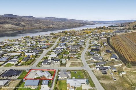 Photo of property in 37 Missy Crescent, Mount Pisa, Cromwell, 9383