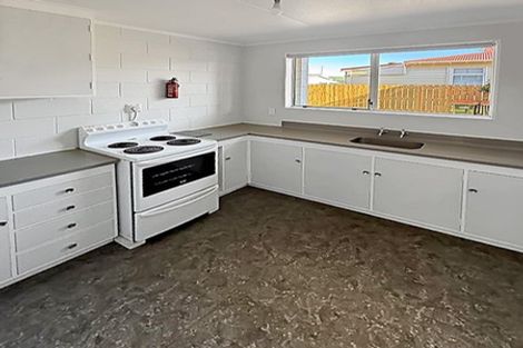 Photo of property in 46 Awamutu Grove, Waiwhetu, Lower Hutt, 5010