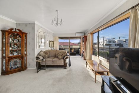 Photo of property in 150a Charles Street, Westshore, Napier, 4110