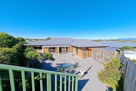 Photo of property in 96 Ayrshire Drive, Grandview Heights, Hamilton, 3200