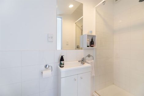 Photo of property in 37 Barnea Circle, Glen Eden, Auckland, 0602