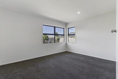 Photo of property in 24 Heyford Close, Mangere, Auckland, 2022