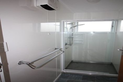 Photo of property in 4 Belgrave Place, Awapuni, Palmerston North, 4412