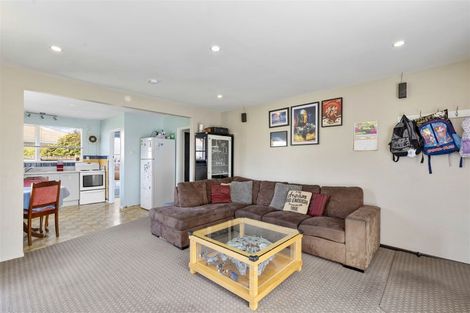 Photo of property in 2/23 Branksome Place, Parklands, Christchurch, 8083