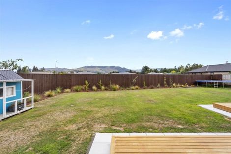 Photo of property in 12 Ruru Place, Oxford, 7430