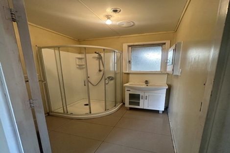 Photo of property in 61 Penrose Road, Mount Wellington, Auckland, 1060