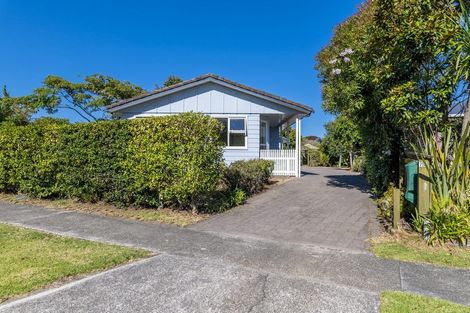 Photo of property in 75 Park Avenue, Waikanae, 5036