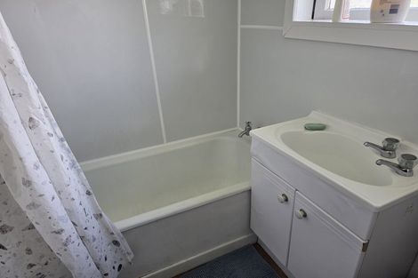 Photo of property in 3 Timatanga Place, 0405