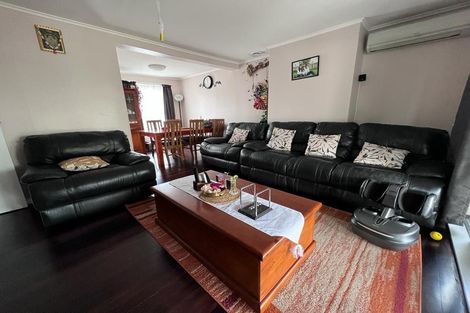 Photo of property in 106 Whites Line East, Waiwhetu, Lower Hutt, 5010