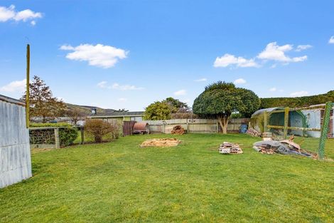 Photo of property in 18 Blaydon Street, Waikaia, 9778
