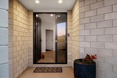 Photo of property in 65 Puhirake Crescent, Pyes Pa, Tauranga, 3112