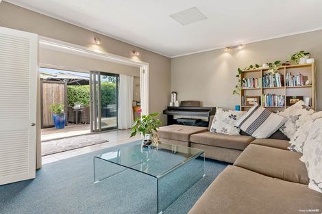 Photo of property in 5 Fortyfoot Lane, Sunnyhills, Auckland, 2010