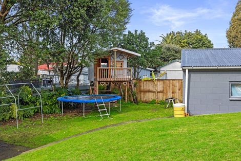 Photo of property in 22 Landview Road, Parkvale, Tauranga, 3112