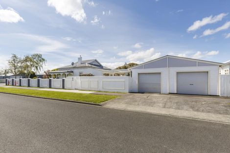 Photo of property in 1 Bryant Street, Takaro, Palmerston North, 4412