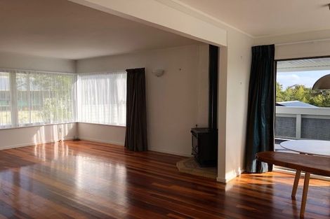 Photo of property in 1/90 Canongate Street, Birkdale, Auckland, 0626