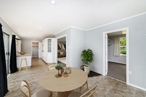 Photo of property in 14 Apollo Parade, Milson, Palmerston North, 4414