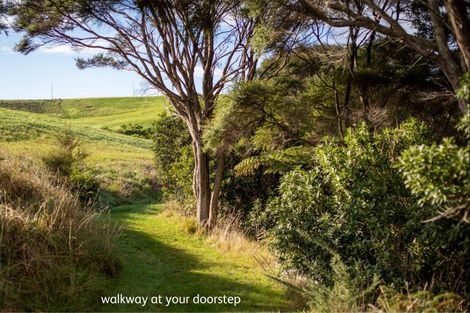 Photo of property in 6 Kapokapowai Street, Raglan, 3225