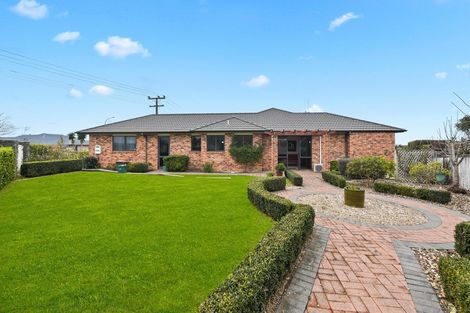 Photo of property in 74 Rototuna Road, Rototuna, Hamilton, 3210