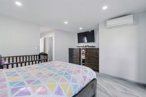 Photo of property in 1 Kohuora Lane, Papatoetoe, Auckland, 2025