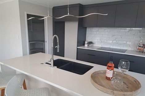 Photo of property in 25 Te Paea Avenue, Karaka, 2124