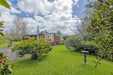 Photo of property in 23 Hennesey Road, Shannon, Palmerston North, 4474