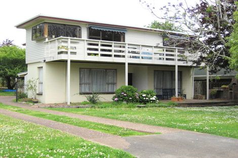 Photo of property in 80 Muir Avenue, Mangere Bridge, Auckland, 2022