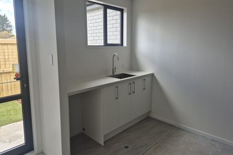 Photo of property in 52 Derbridge Street, Woodend, 7610