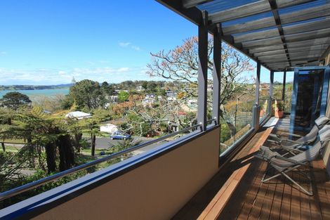 Photo of property in 17 Cambrae Road, Raglan, 3225