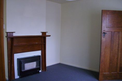 Photo of property in 1/12 Hinekohu Street, New Lynn, Auckland, 0600