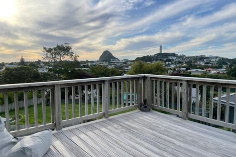 Photo of property in 8 Lavender Close, Spotswood, New Plymouth, 4310