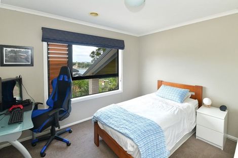 Photo of property in 38 Beauvoir Avenue, Matakatia, Whangaparaoa, 0930