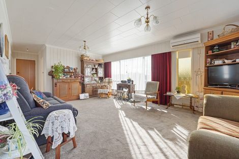 Photo of property in 2a Chartwell Drive, Eltham, 4322