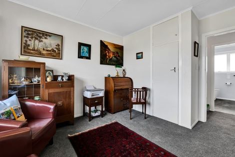 Photo of property in 6 Davidson Street, Hawera, 4610