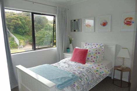 Photo of property in 35 Weggery Drive, Waikanae Beach, Waikanae, 5036