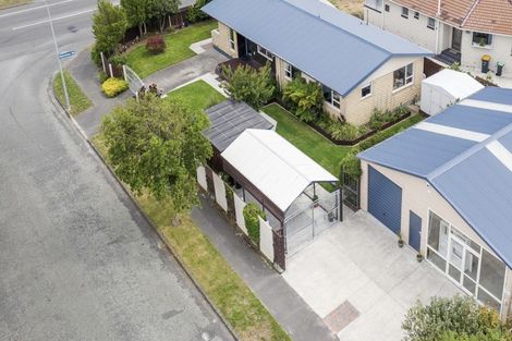 Photo of property in 1 Tapiri Street, Parklands, Christchurch, 8083