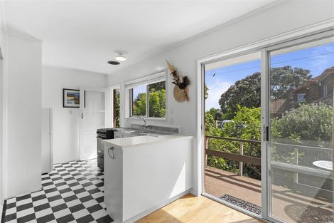 Photo of property in 1/23 Liston Crescent, Cockle Bay, Auckland, 2014