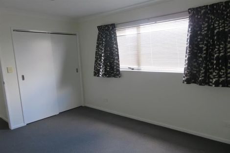 Photo of property in 8b Neeve Place, Taradale, Napier, 4112