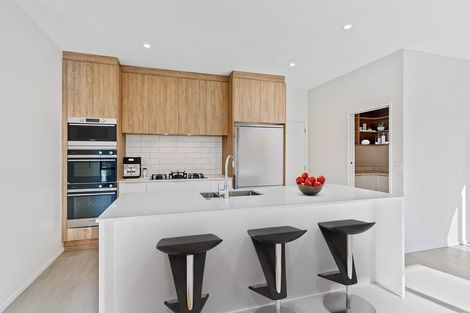 Photo of property in 6 Seafoam Road, Rosehill, Papakura, 2113