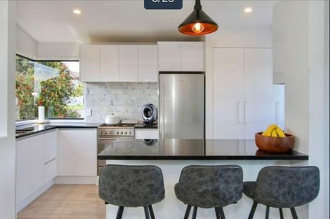 Photo of property in 55 Marellen Drive, Red Beach, 0932