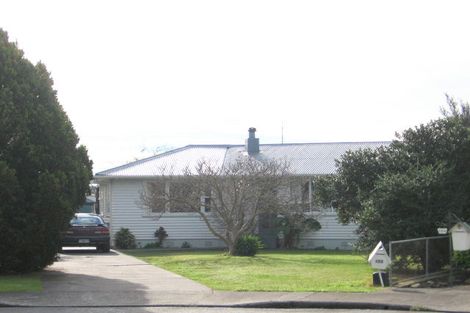 Photo of property in 102 Conway Street, Mayfair, Hastings, 4122